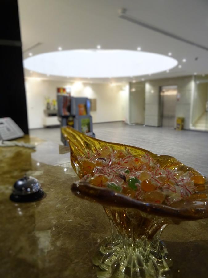 Dar Hashim Hotel Suites - Al Sahafa Rijád Kültér fotó